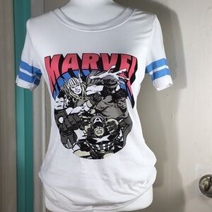 Marvel Hulk Captain America T Shirt  Size Juniors L 11/13, Adult XS